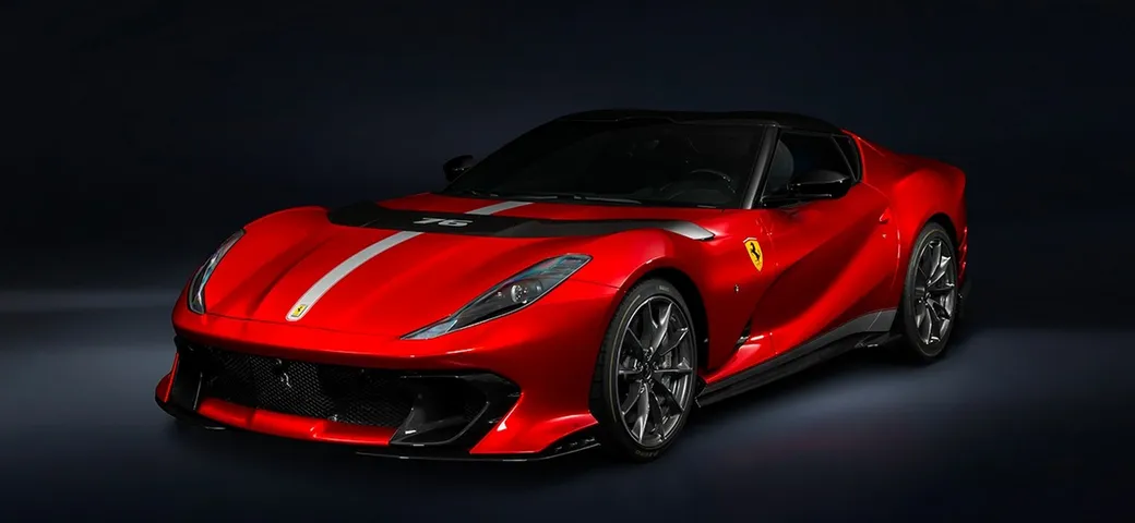 Una Ferrari 812 Competizione A personalizzata col programma Tailor Made
