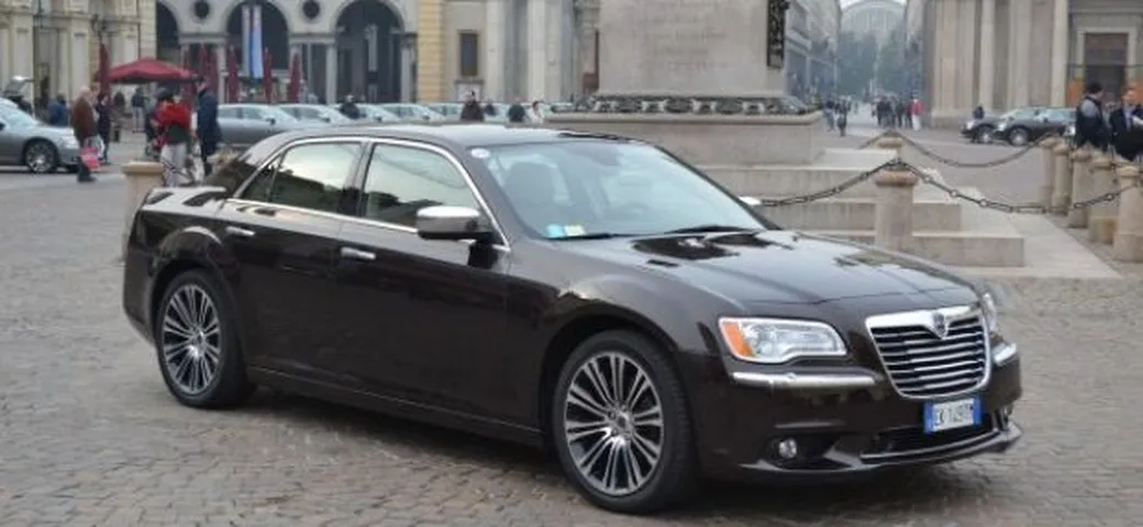 Lancia Thema: i prezzi italiani