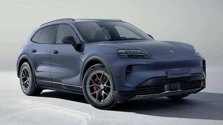 Porsche Cayenne S Electric, la gamma EV si amplia