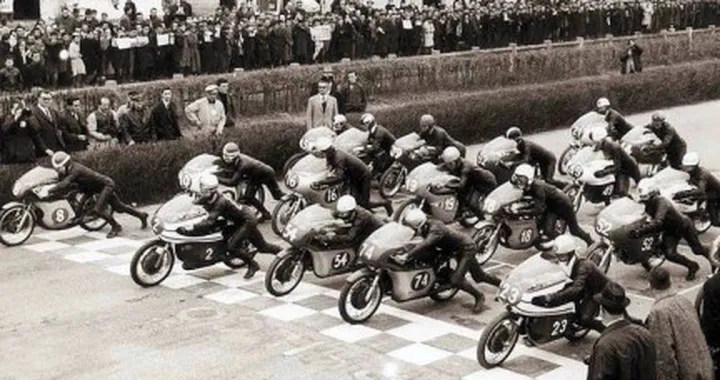 Motomondiale 2014, si cambia. Quando 50 anni fa lo “sconosciuto” Giacomo Agostini …