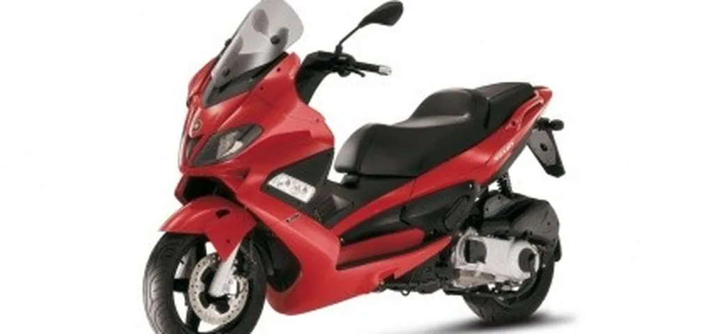 Nuovo Gilera Nexus: 125 e 250