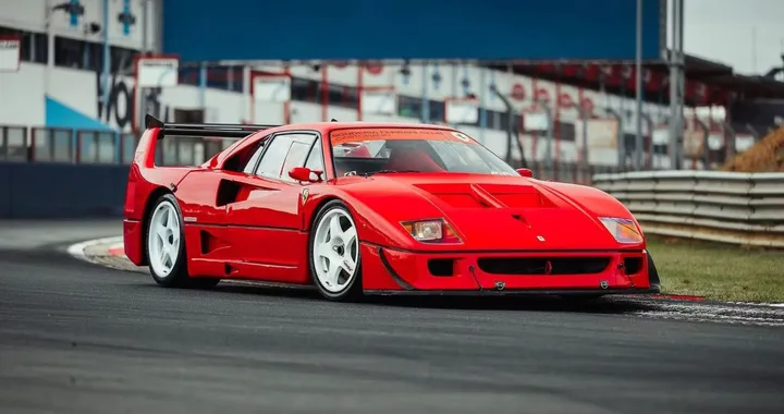 Ferrari F40 Competizione, un capolavoro da quasi 3 milioni di euro