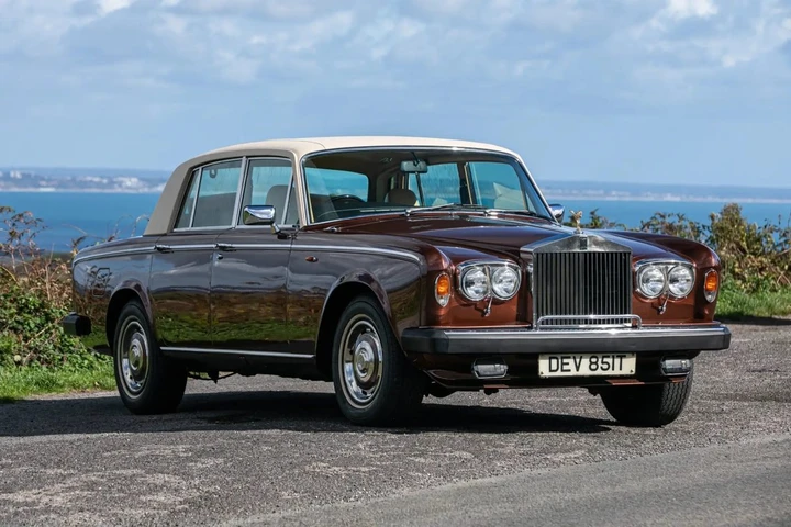 All’asta la Rolls-Royce di Noel Gallagher: quanto vale l’auto simbolo degli Oasis