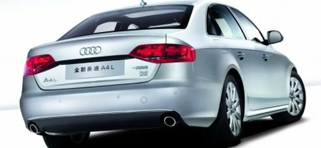 Audi A4L: con il passo allungato per gli spilungoni cinesi