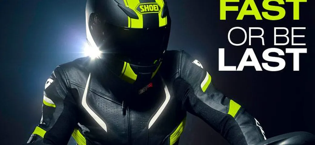 Capi d'abbigliamento Rev'it! della linea GT-R