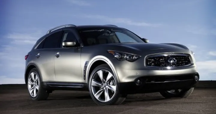 Car and Driver, ancora dati incredibili in accelerazione: 0-60 miglia in 5 s per l'Infiniti FX50