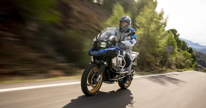 BMW Motorrad: parte l'Open Weekend dedicato al nuovo boxer 1250