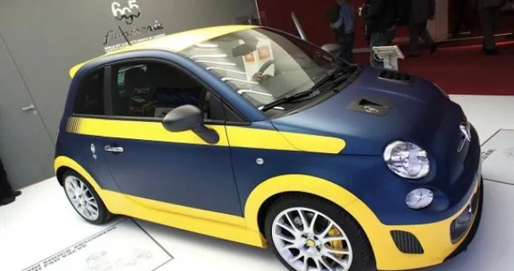 Salone di Parigi 2012 Live: debutta l'Abarth Fuori Serie