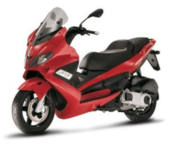 Eicma 2006: Gilera Nexus 125