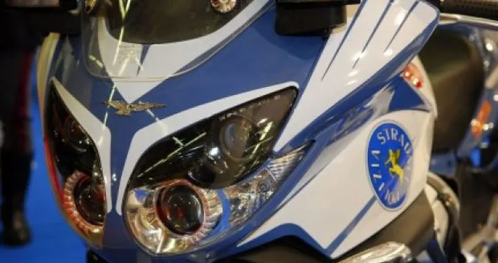 Guzzi Norge 1200 della Polizia di Stato