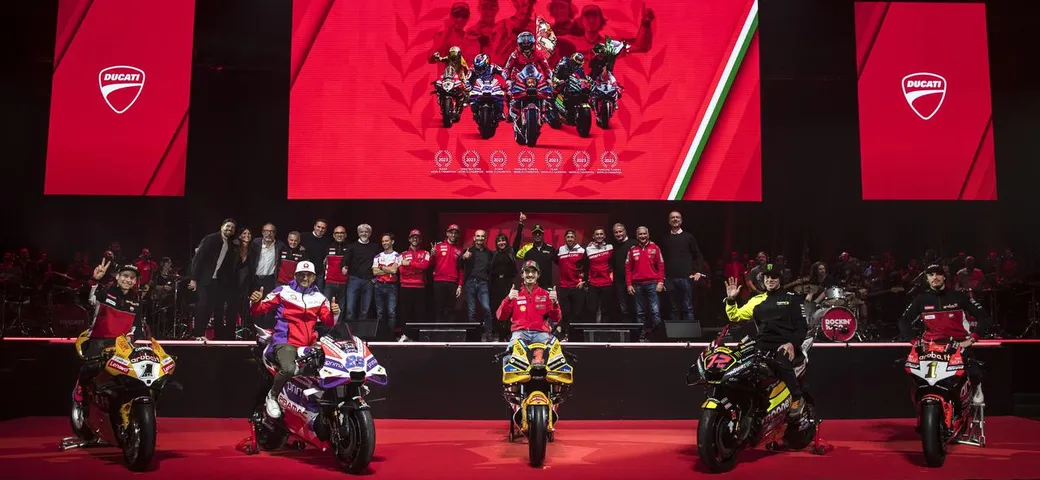Ducati festeggia un 2023 da record all’Unipol Arena [FOTO]
