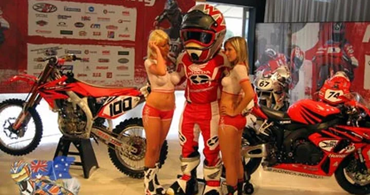 Alla presentazione dei Team Honda in Australia...