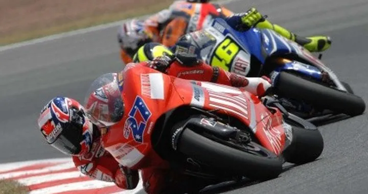 MotoGP: Stoner davanti a Rossi nelle FP1