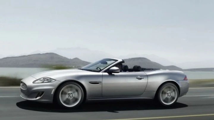 Jaguar XK ed XKR restyling: salone di New York 2011