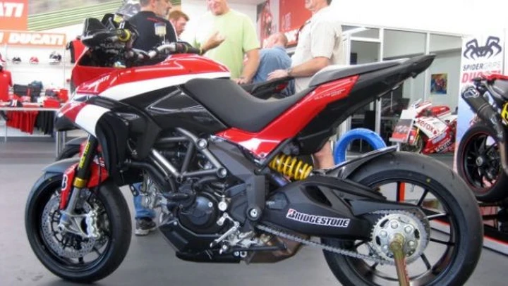 Una Ducati Multistrada 1200S alla Pikes Peak