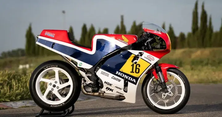Honda Garage Dreams 2026: la CB750 Hornet scatena la creatività