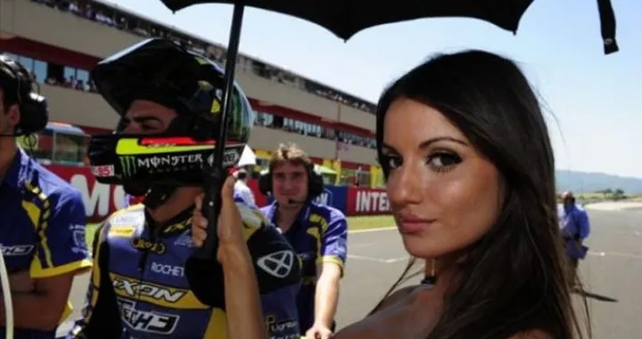 Sexy Bikers: le Paddock e Umbrella Girls del Mugello