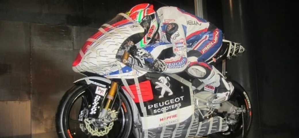 Oral Engineering-Università di Perugia, accordo racing. Test in galleria del vento della Moto3 Peugeot Oral FTR