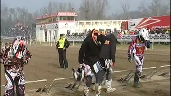 30°Airoh Mantova Starcross: Highlights Gare /video