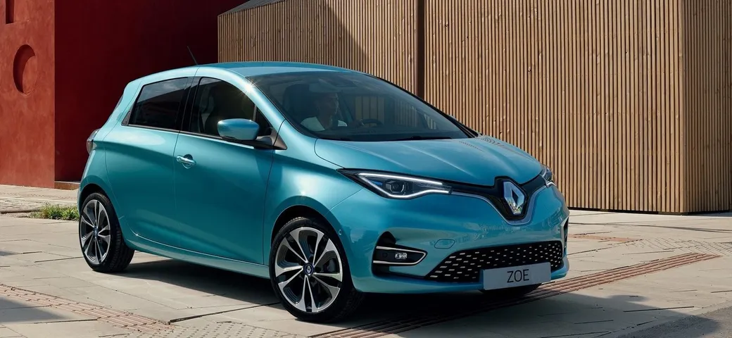 Renault Zoe 2020: più autonomia e potenza per la piccola elettrica francese