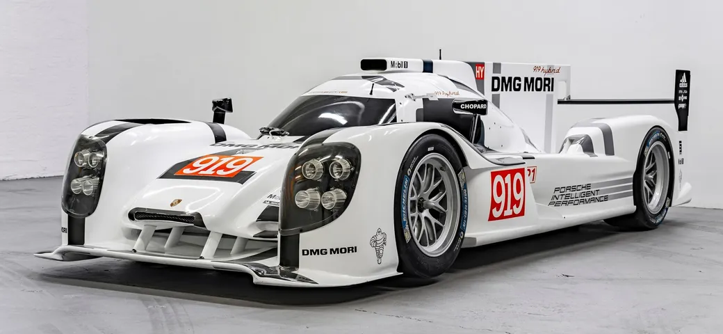 In vendita una Porsche 919 Hybrid che non si può guidare. Ecco perché