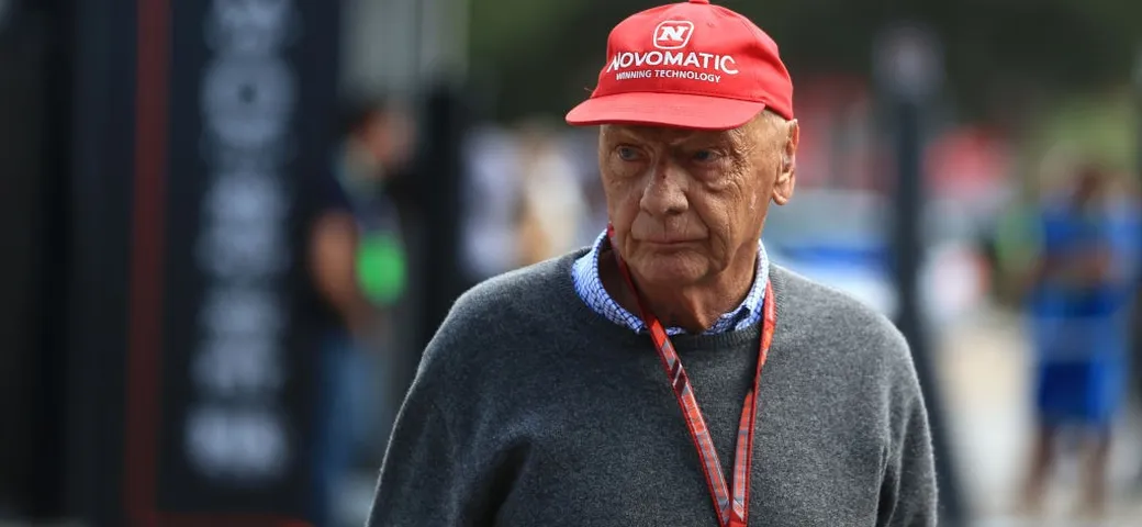 Niki Lauda finisce di nuovo in ospedale: le sue condizioni