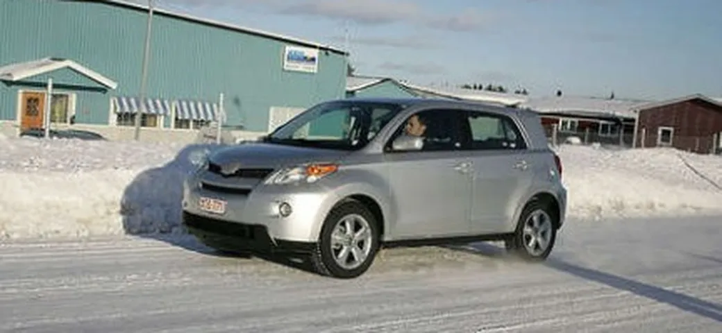 Toyota Urban Cruiser: arrivano le prime foto spia
