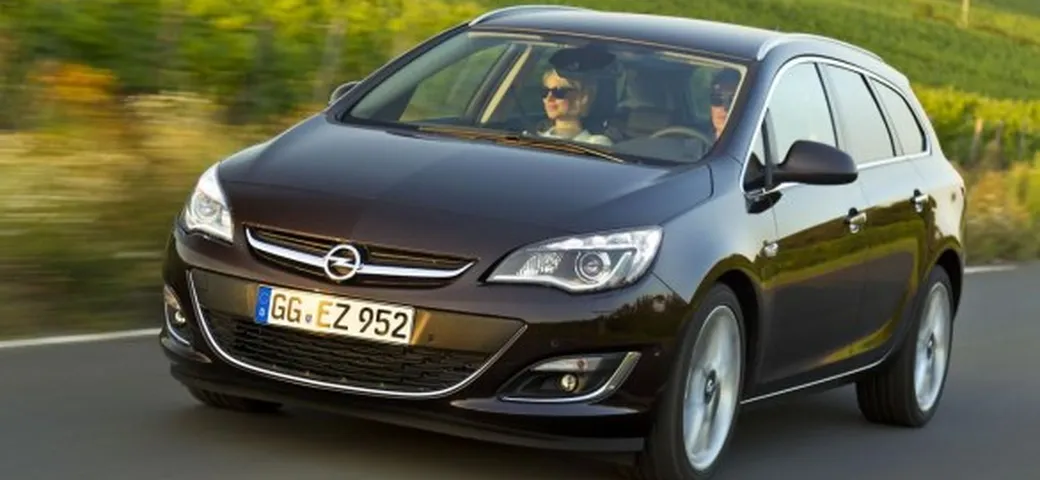 Opel Astra: il 1.6 CDTI ha 110 CV e 136 CV