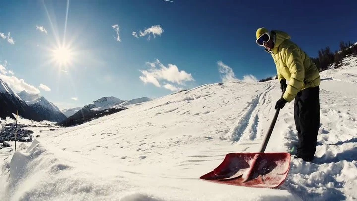 Mercedes ML e GLK On Ice livigno Videoseeding ok