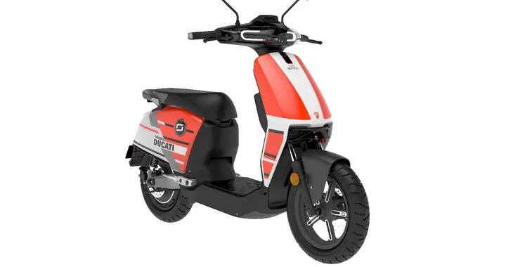 Super Soco CUx: scooter elettrico in edizione speciale Ducati