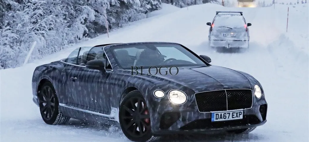 Bentley Continental GTC: foto spia sulla neve