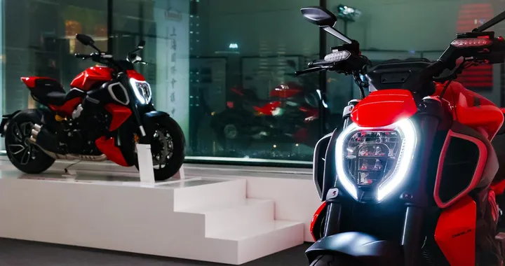 Ducati Diavel V4 debutta in Cina durante l’ultima Design Night [FOTO]