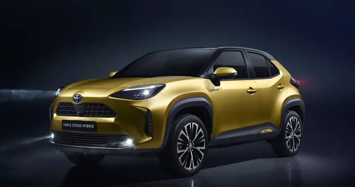 Toyota Yaris Cross: svelata la nuova B-SUV giapponese