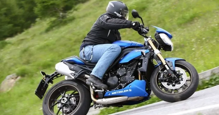 Metzeler Sportec M7 RR: il test di motoblog