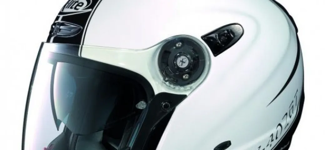 X-Lite X-402 GT, nuovo casco multifunzionale