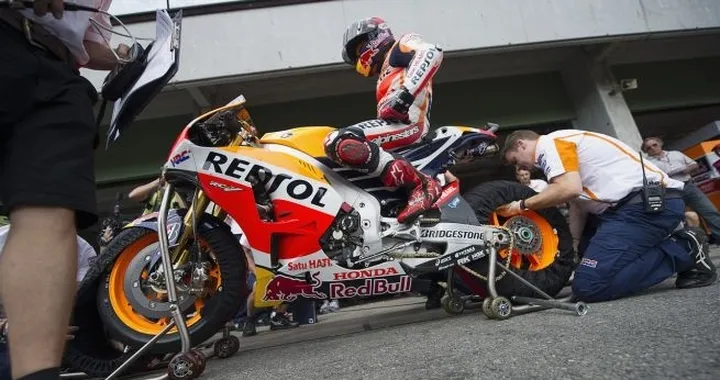 Anche la Repsol attacca Rossi: "Condotta inaccettabile"