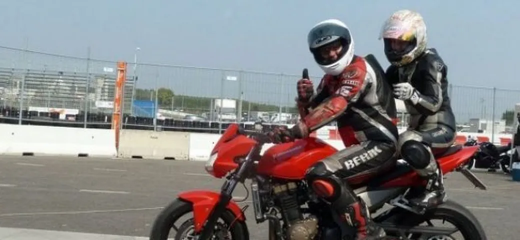 Scatto in Corsa: Pistata in coppia!