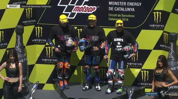 La Moto3 onora Luis Salom. Vittoria di Navarro davanti al “solito” Binder. Bastianini torna sul podio  bruciando Fenati e Bulega