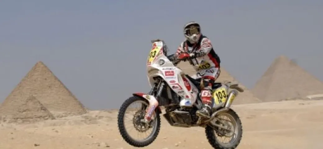 Aprilia al via della Dakar 2010 con la bicilindrica RXV 4.5