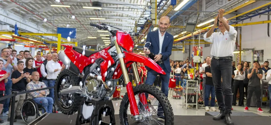Desmo450 MX: iniziata la produzione della prima moto da cross firmata Ducati