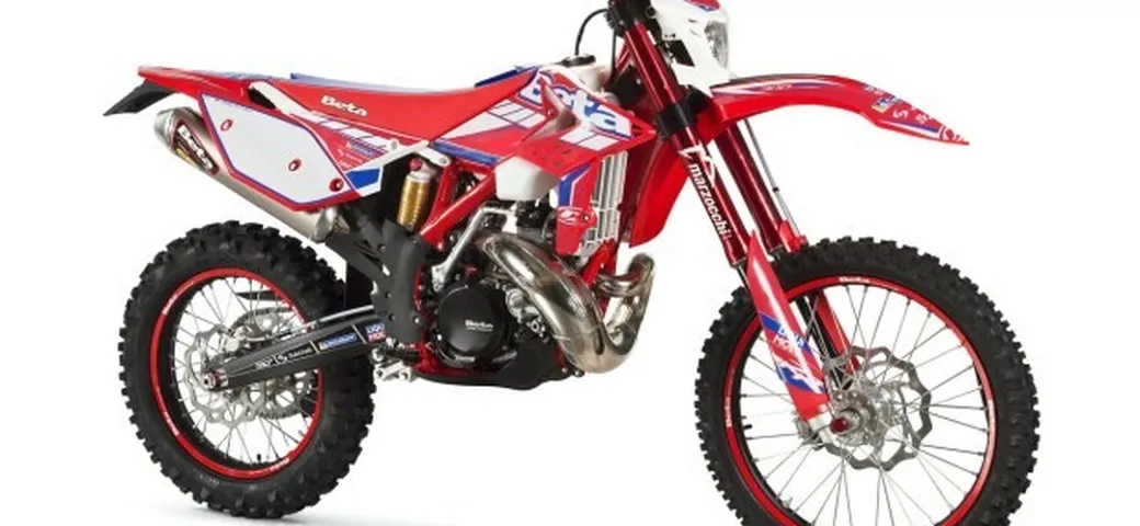 Beta presenta la serie speciale RR Enduro Racing MY 2015
