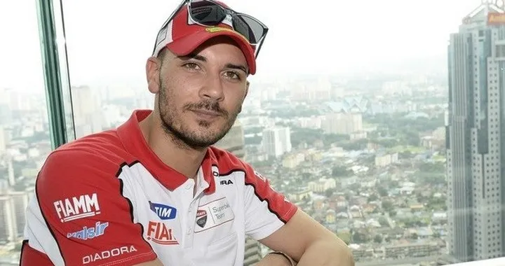 SBK, Davide Giugliano: "Sbaglio tanto, ma sono sempre al limite"