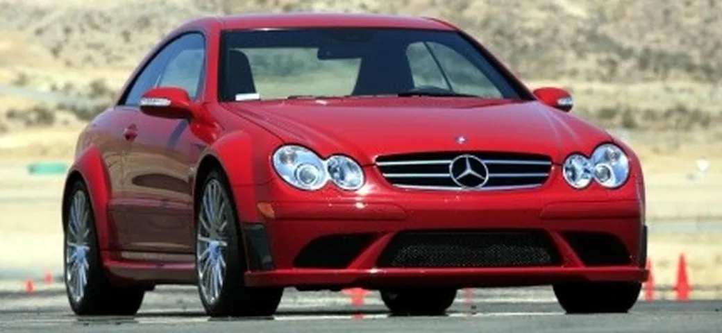 Mercedes CLK 63 AMG Black Series...in rosso !