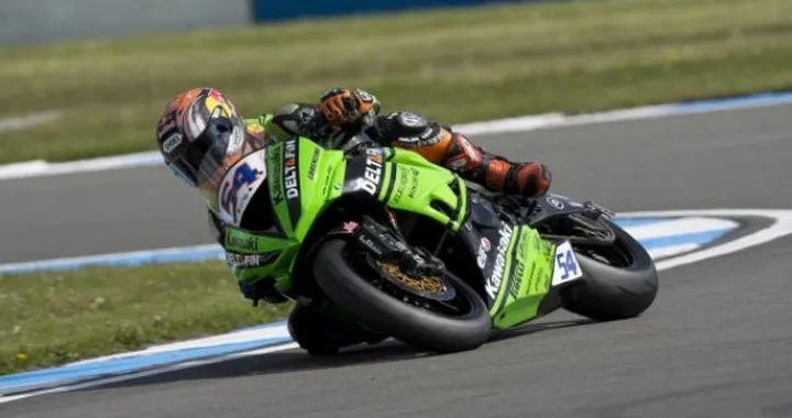 Supersport, Misano: vittoria per Sofuoglu in volata su Cluzel, Baldolini sul podio