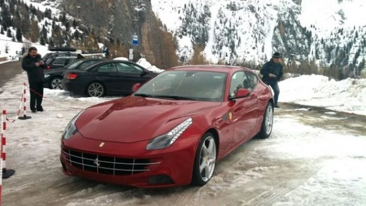 FF: foto da Selva di Val Gardena; Fiat sale al 90% di Ferrari