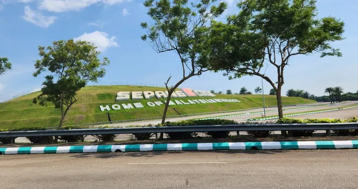 MotoGP 2025: Quartararo brilla nei test di Sepang, Marquez insegue