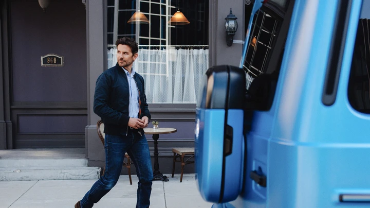 Mercedes-Benz Classe G elettrica: Bradley Cooper protagonista dello spot