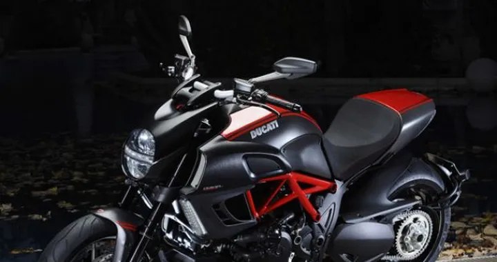 Ducati Multistrada 1200 e Diavel, le migliori del 2011 secondo Cycle World