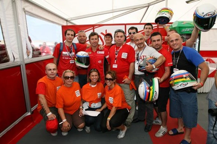 Suomy, Troy Bayliss e Riders for Health al WDW 2007
