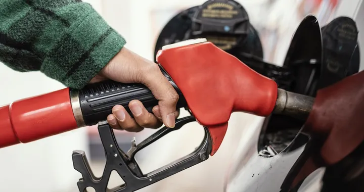 Prezzi dei carburanti agosto 2024: il rientro dalle vacanze più economico